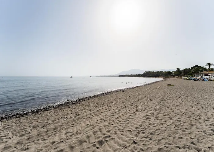 Malagasuite Flamencos Private Pool Villa *