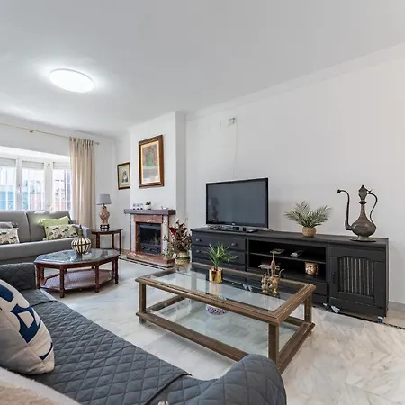 빌라 Malagasuite Flamencos Private Pool 에스테포나