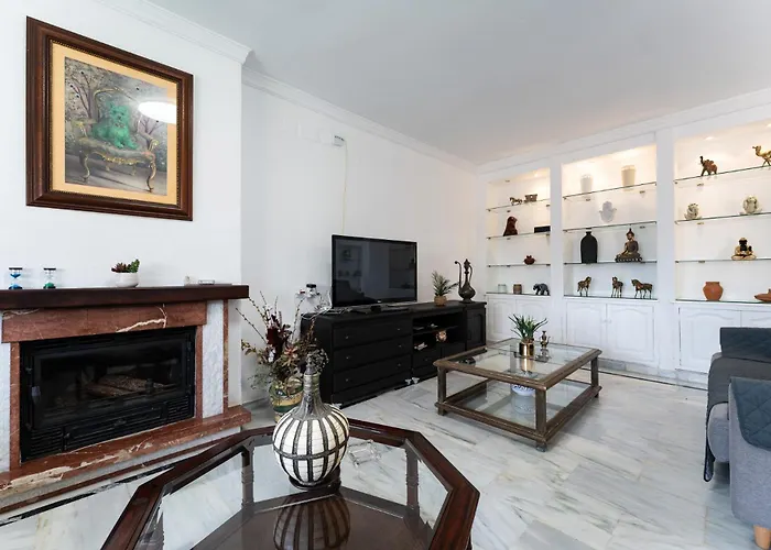 빌라 Malagasuite Flamencos Private Pool 에스테포나