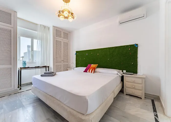 Malagasuite Flamencos Private Pool 빌라 에스테포나