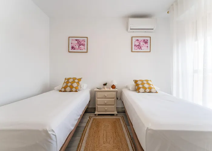 Malagasuite Flamencos Private Pool